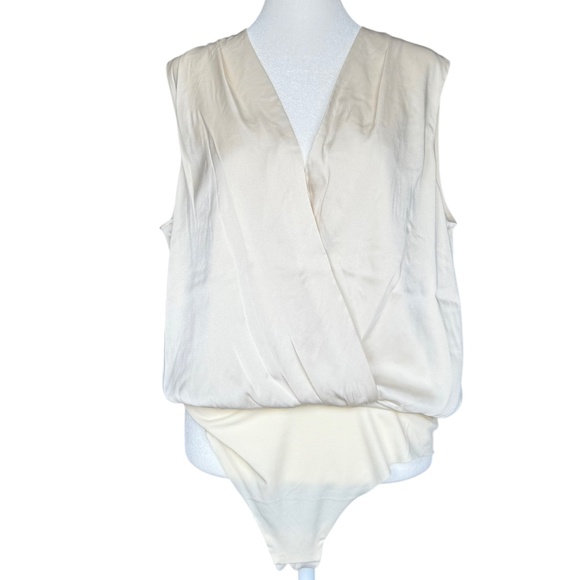 NWT Favorite Daughter The Sleeveless Date Blouse Bodysuit Champagne Cream Sz L - Picture 4 of 12